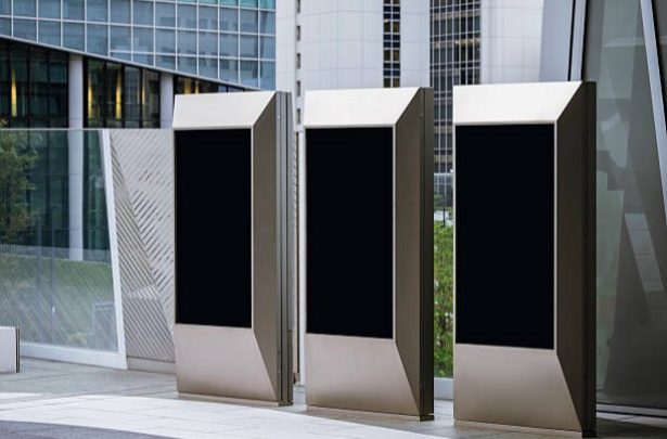 dual OS digital signage